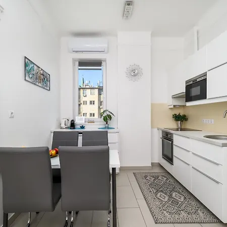 Apartament Oasis 2br *