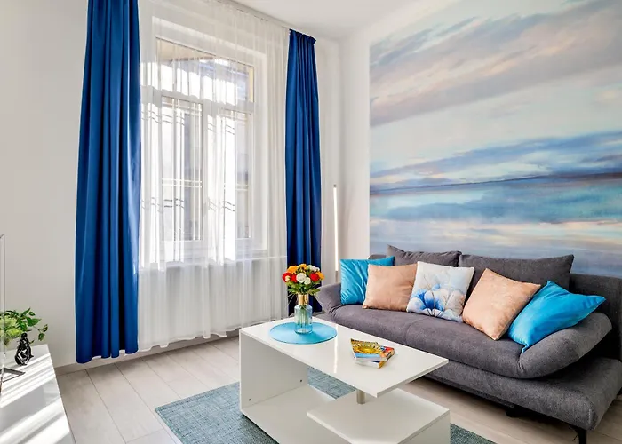 Apartment 2 Separate Bedrooms Oasis *